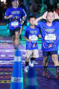 BIB: 4107, 3021, 4352
                            <button type="button" onclick="openModal(26221128)" class="btn btn-primary btn-sm float-right btn-popup" data-toggle="modal" data-target=".modal-high-quality">
                        <i class="fas fa-shopping-cart"></i> Add to Cart
                    </button>
                                            <button type="button" onclick="isThisMe(26221128, true)" class="btn btn-success btn-sm float-right btn-popup btn-isme hidden" data-toggle="tooltip" data-placement="bottom" title="นี่คือรูปของคุณใช่ไหม คลิกที่นี่เพื่อเอาเข้าอัลบั้ม">
                        <i class="fas fa-plus"></i> Add to album
                    </button>
                    <button type="button" onclick="isThisMe(26221128, false)" class="btn btn-warning btn-sm float-right btn-popup btn-isnotme hidden">
                        <i class="fas fa-ban"></i> Remove from album
                    </button>